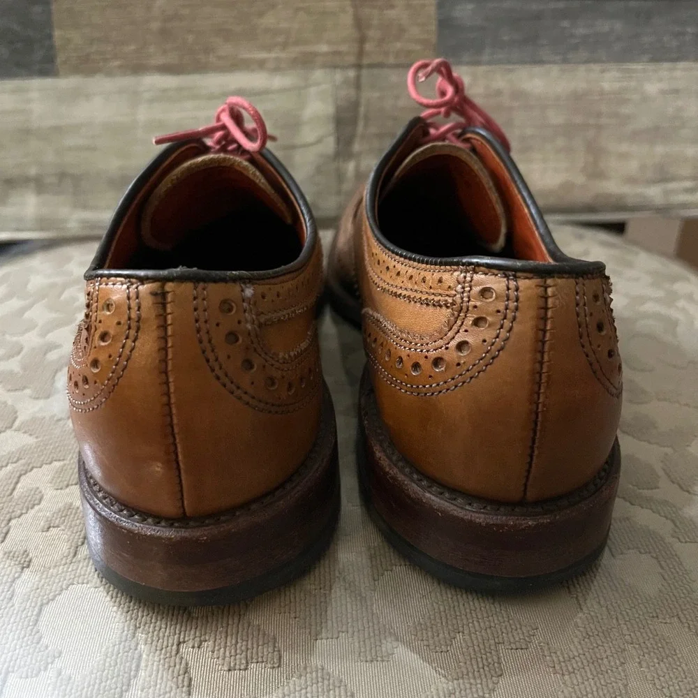 Allen Edmonds McAllister Wingtip Oxford Walnut Leather Mens 7.5 B Dress Shoes